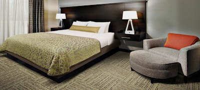 Staybridge Suites Madison - Fitchburg