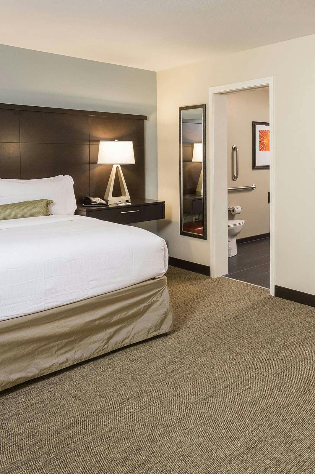 Hotel Staybridge Suites Omaha West photo 1