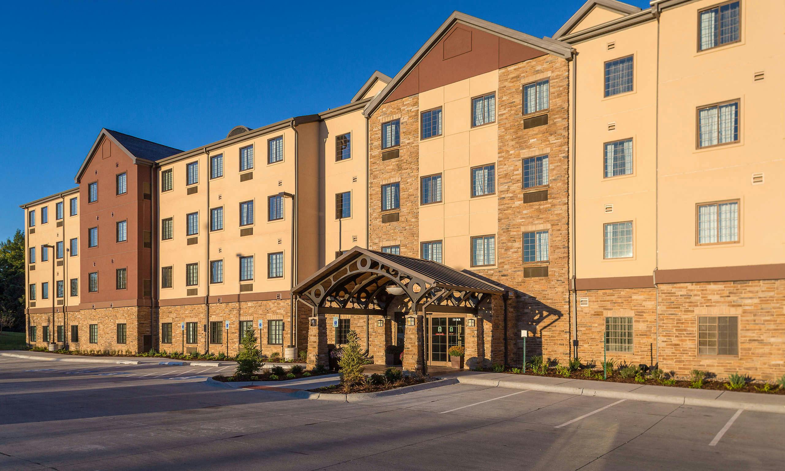 Staybridge Suites Omaha West