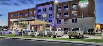 Holiday Inn Express & Suites Roswell