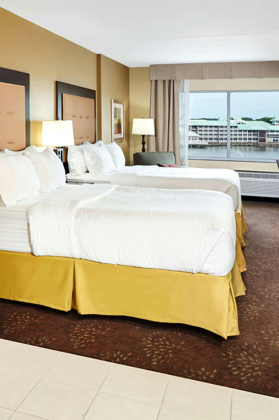 Hotel Holiday Inn Express & Suites Sandusky photo 4