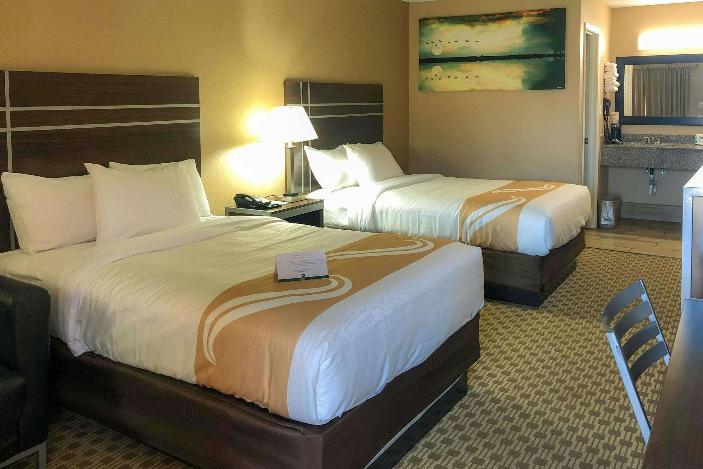 Hotel Quality Inn Madisonville TX photo 3