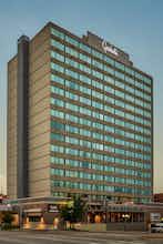 Hotel Graduate by Hilton Lincoln photo 2