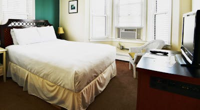 North Beach Hotel