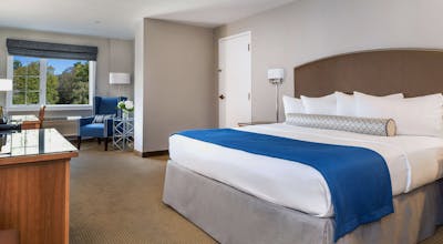 Water's Edge Resort and Spa