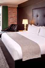 Hotel Chateau LeMoyne - French Quarter, A Holiday Inn Hotel photo 1