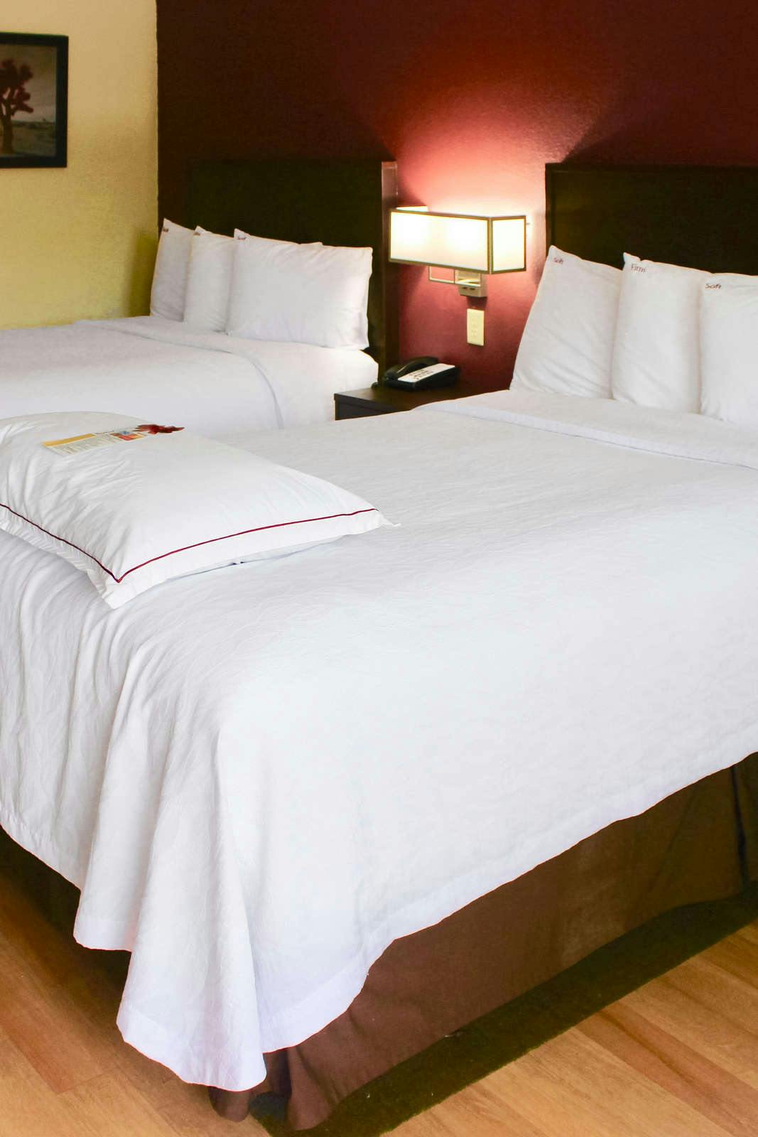 Hotel Red Roof PLUS+ Chicago - Hoffman Estates photo 3