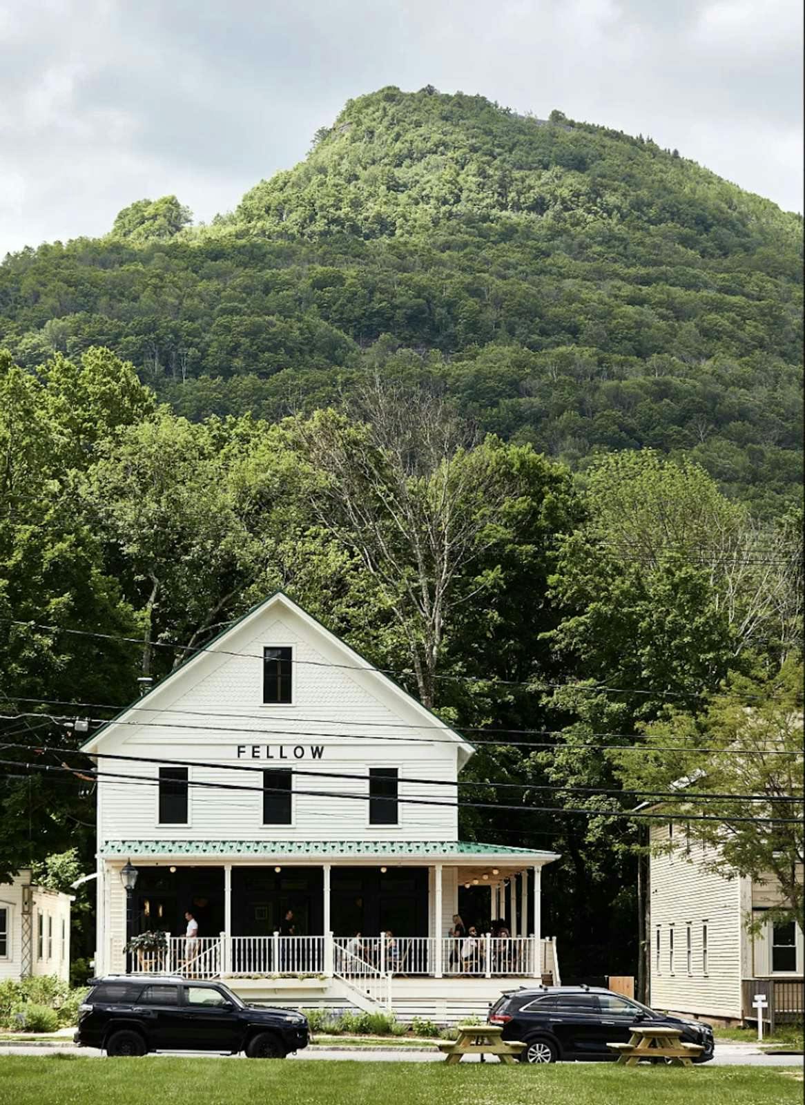 Hotel Hunter Lodge, a Bluebird by Lark photo 1