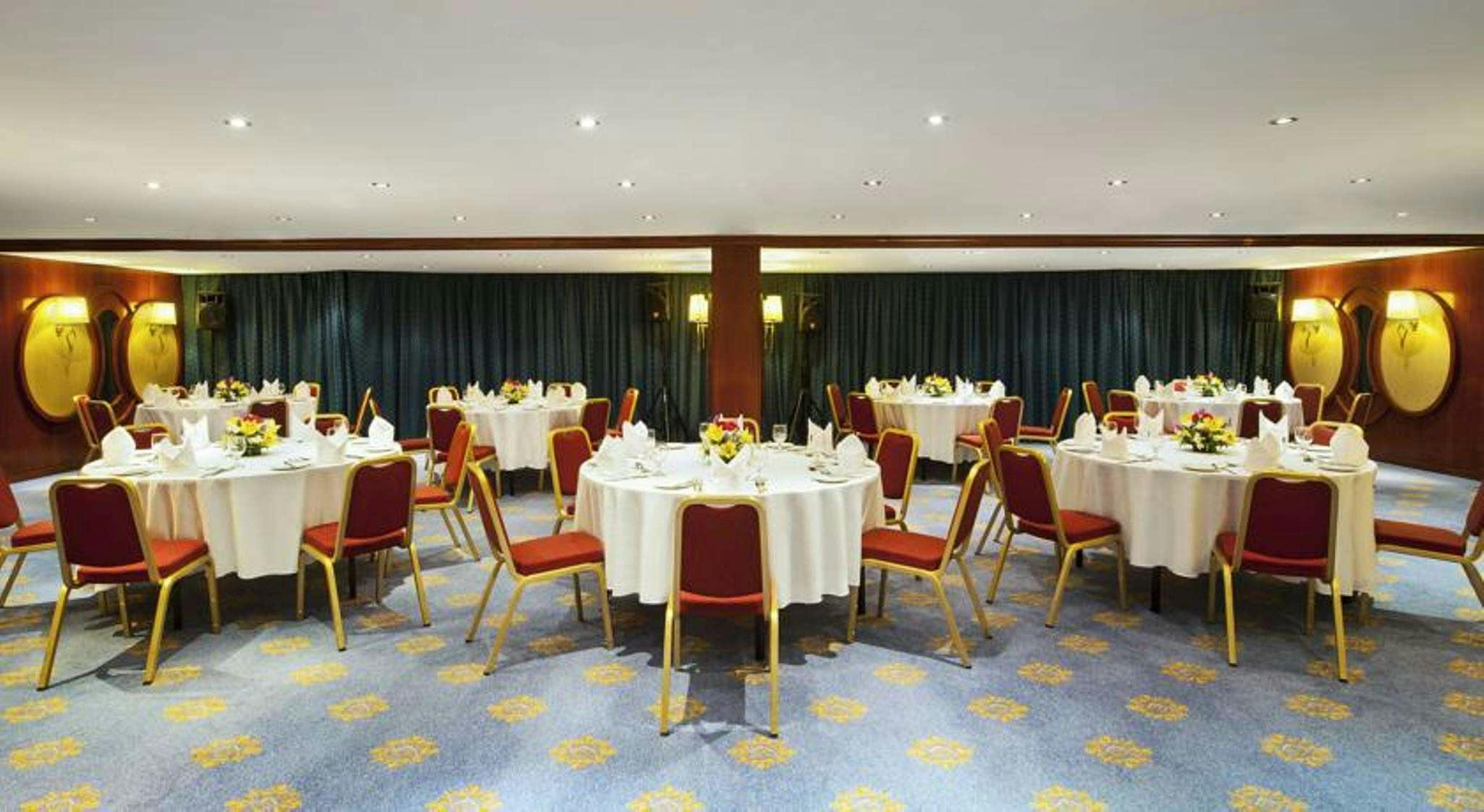 Hotel Golden Tulip Sharjah photo 3