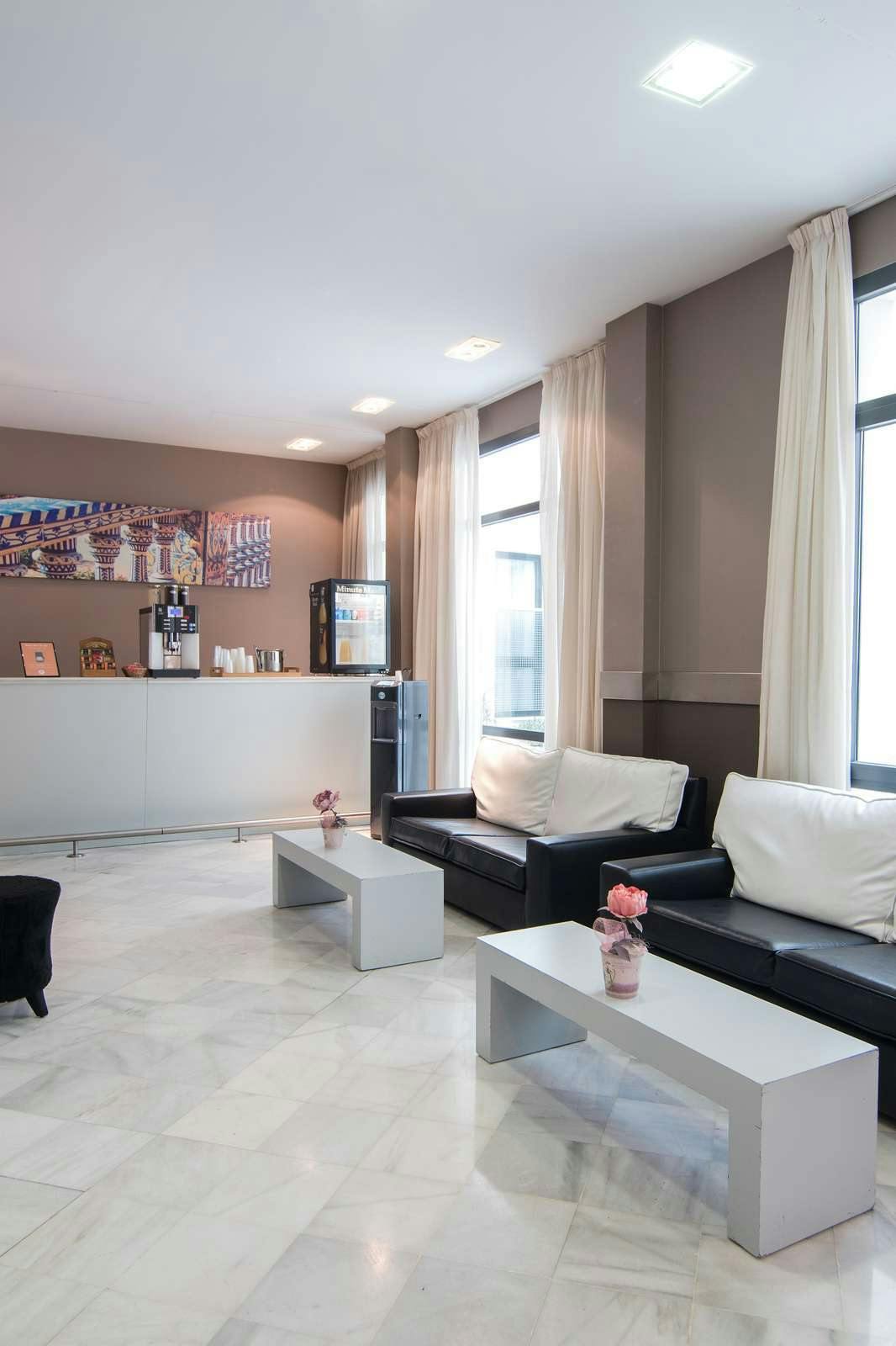 Hotel PETIT PALACE MARQUES DE SANTA ANA photo 4