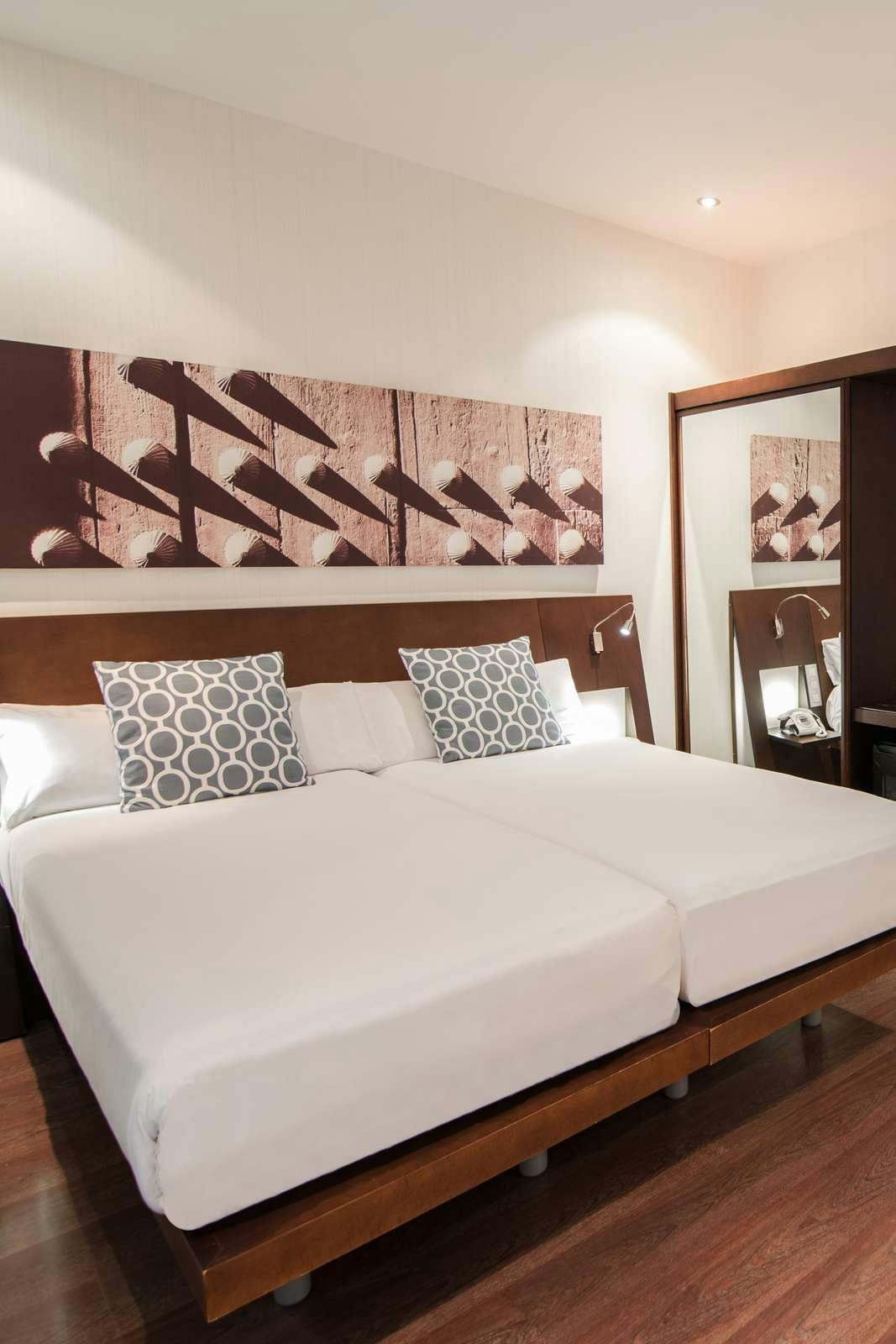 Hotel PETIT PALACE MARQUES DE SANTA ANA photo 1