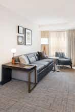 Hotel Sonesta Es Suites Atlanta Kennesaw Town Center photo 3