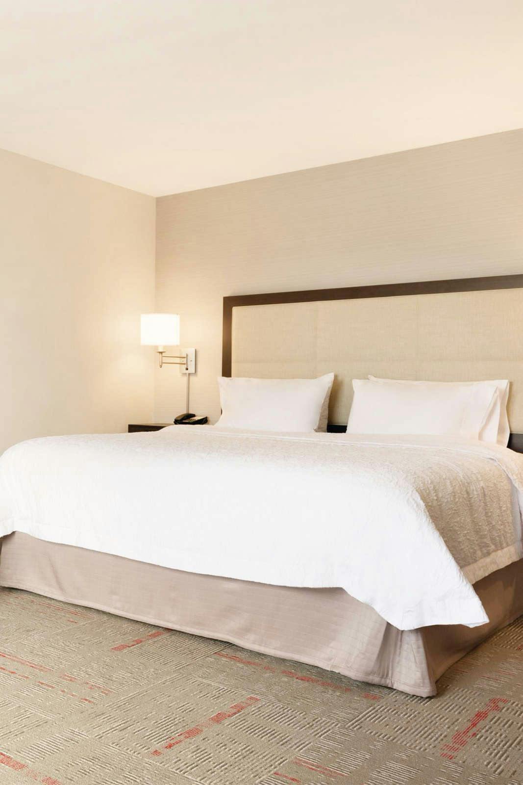 Hotel Hampton Inn & Suites Kenosha photo 5