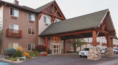 Best Western Plus Riverfront Hotel And Suites