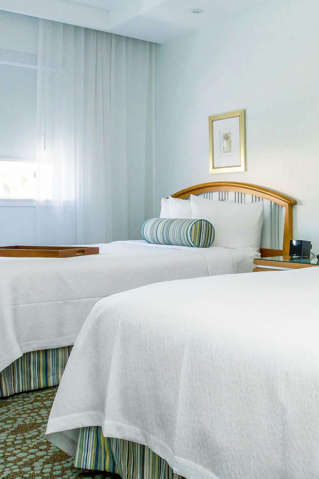 Hotel Dorchester Hotel & Suites photo 2