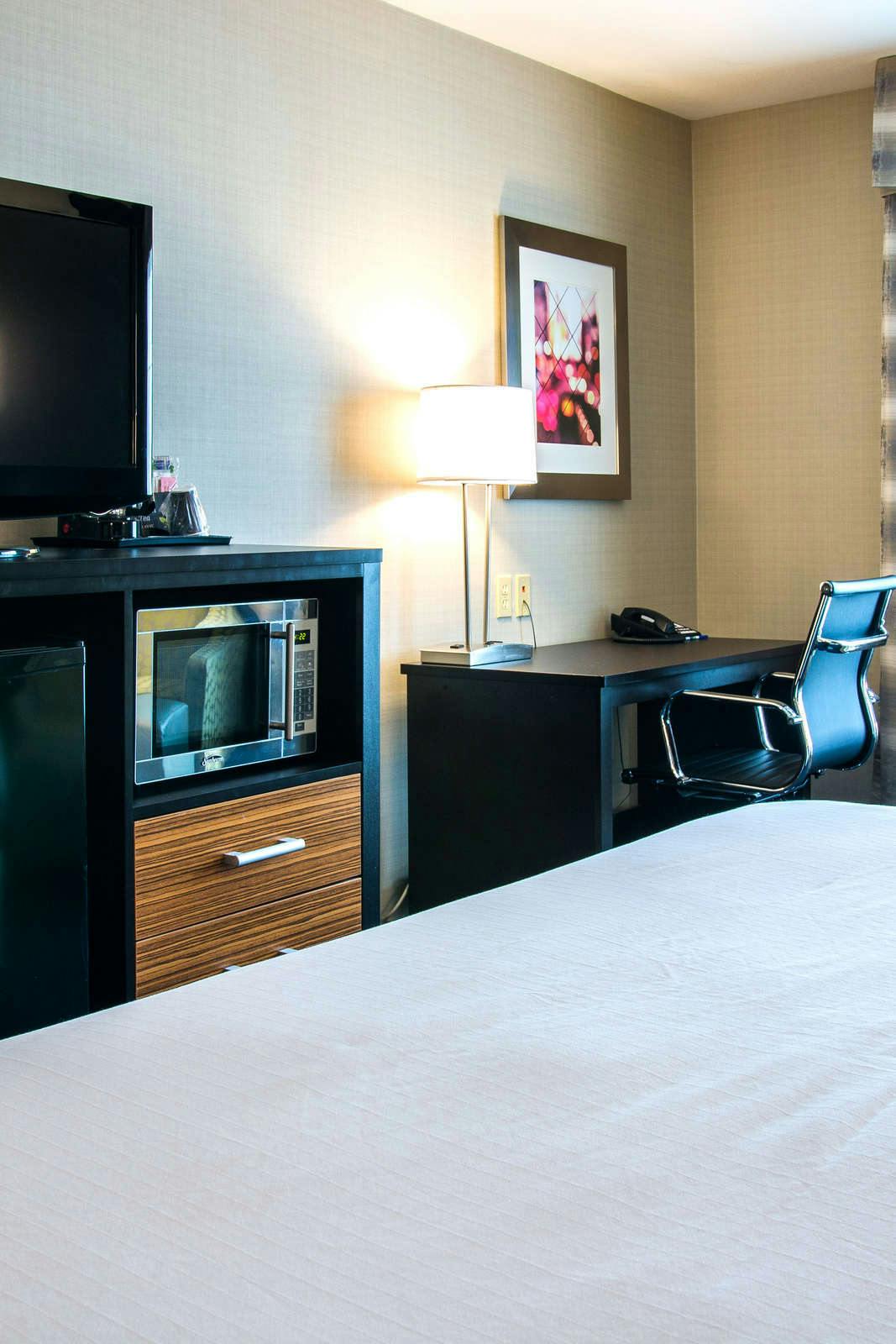 Hotel Holiday Inn Express & Suites Jackson photo 4