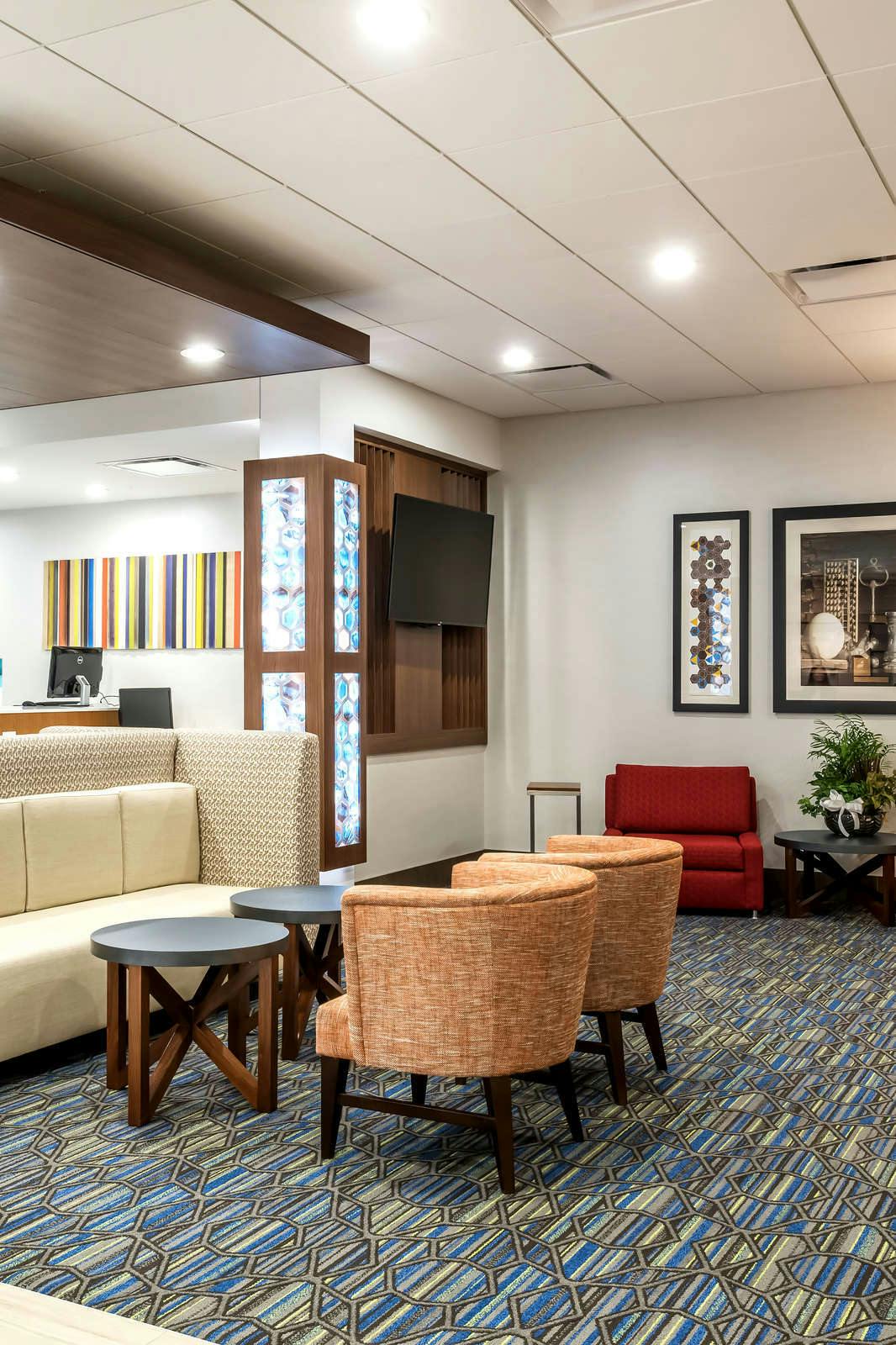 Hotel Holiday Inn Express & Suites West Plains Southwest photo 1
