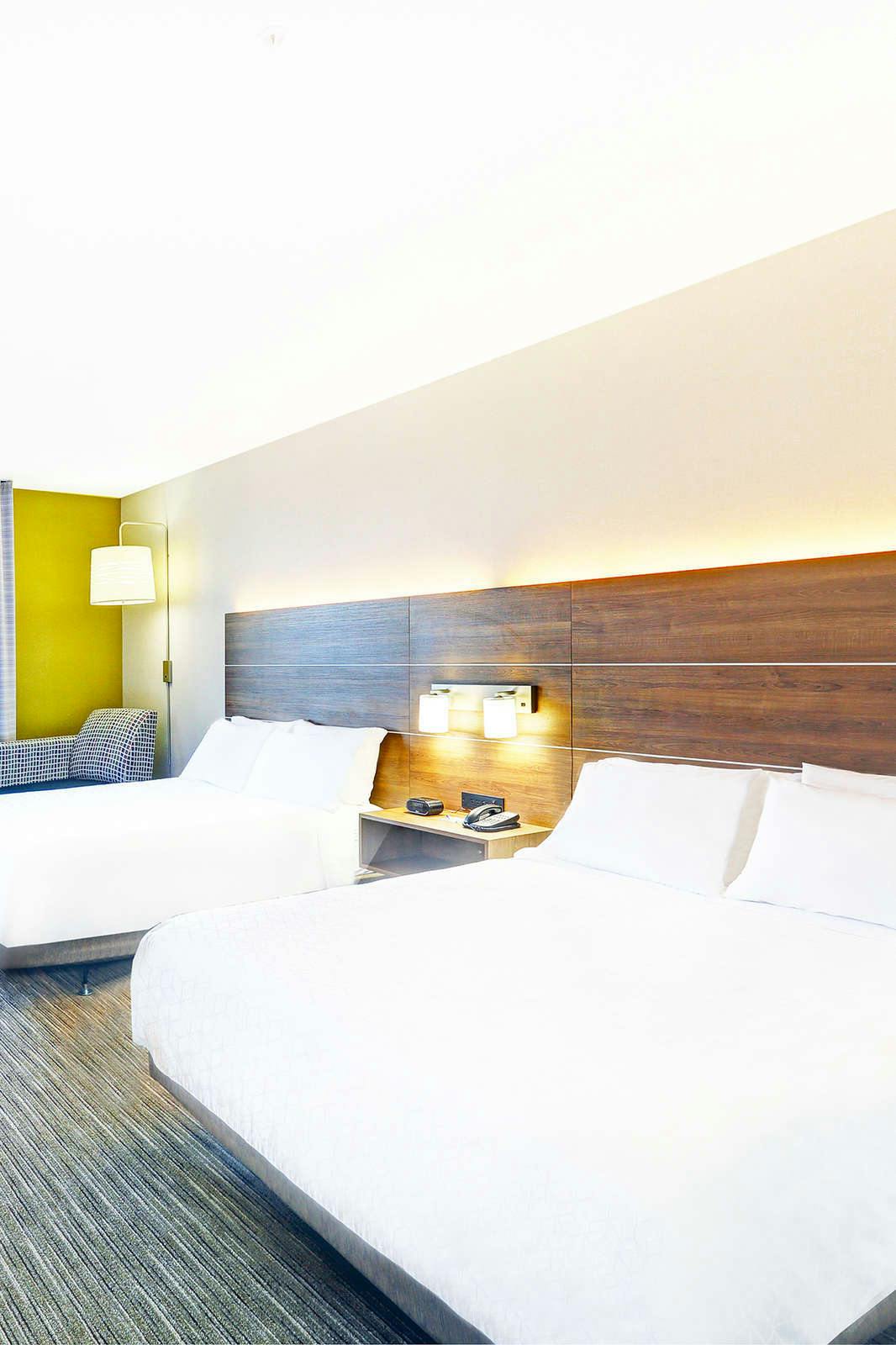 Hotel Holiday Inn Express Hotel & Suites Woodstock South photo 3