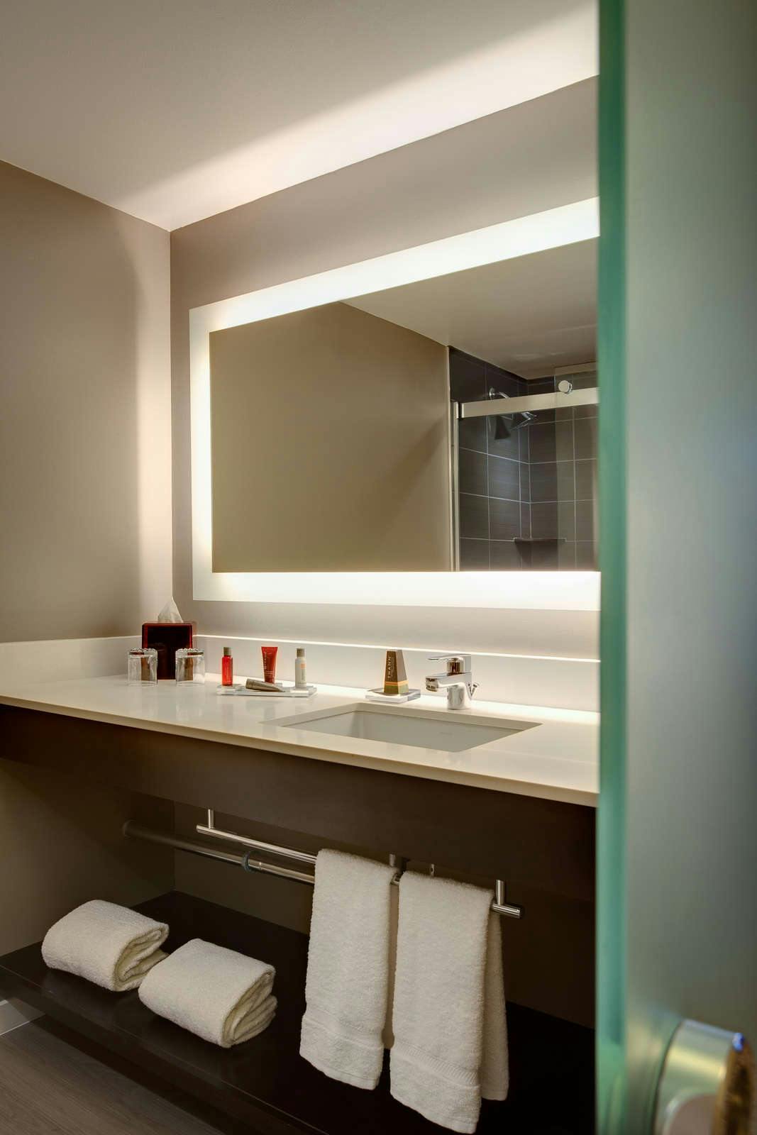 Hotel Dallas/Addison Marriott Quorum by the Galleria photo 5