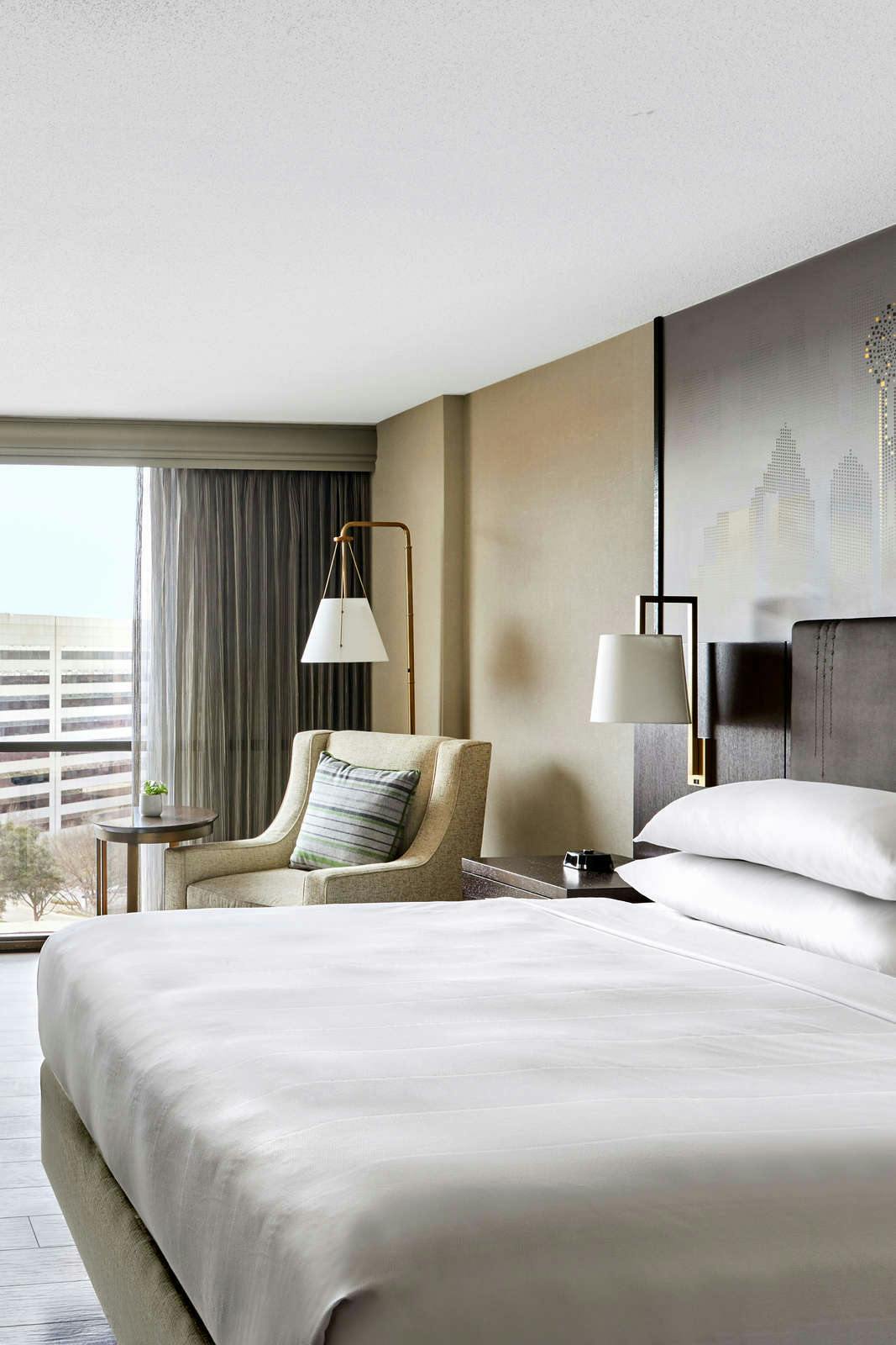 Hotel Dallas/Addison Marriott Quorum by the Galleria photo 1