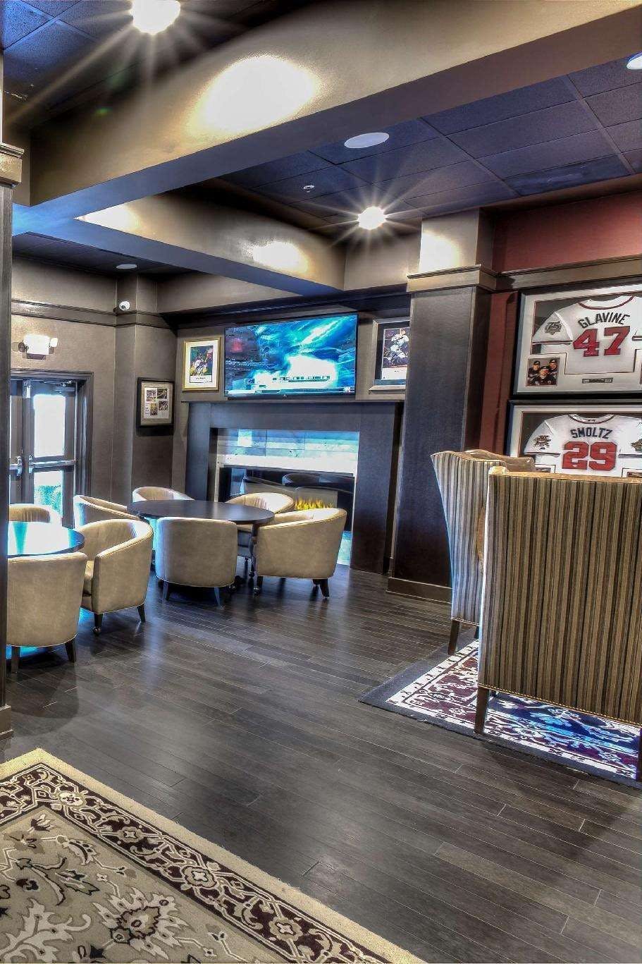 Hotel Doubletree Suites by Hilton at The Battery Atlanta photo 4