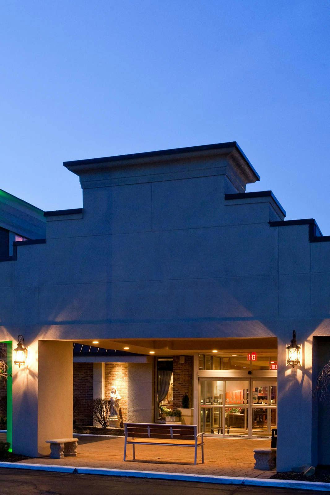 Hotel Holiday Inn Mayfield photo 3