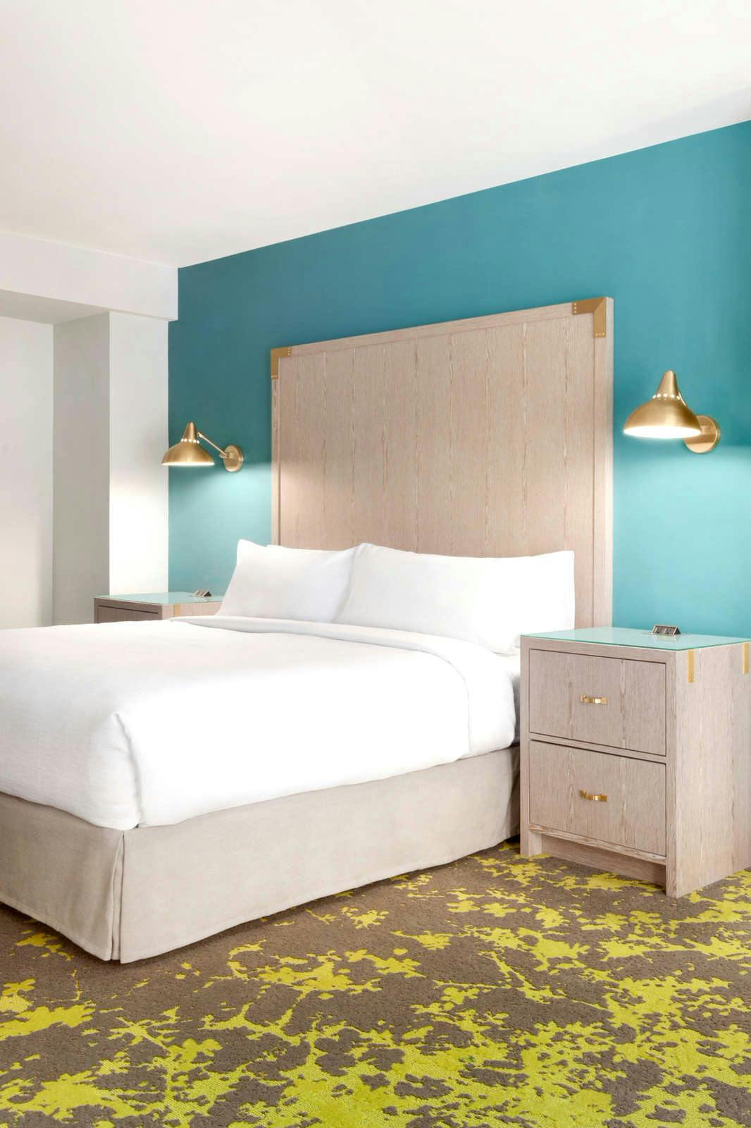 Hotel Embassy Suites by Hilton Boulder photo 5