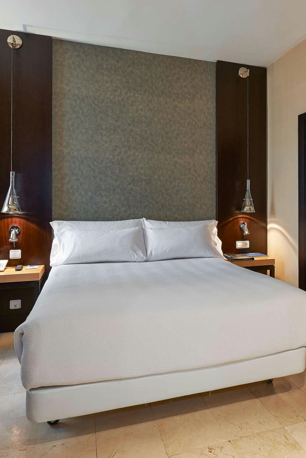 Hotel NH Sants photo 1