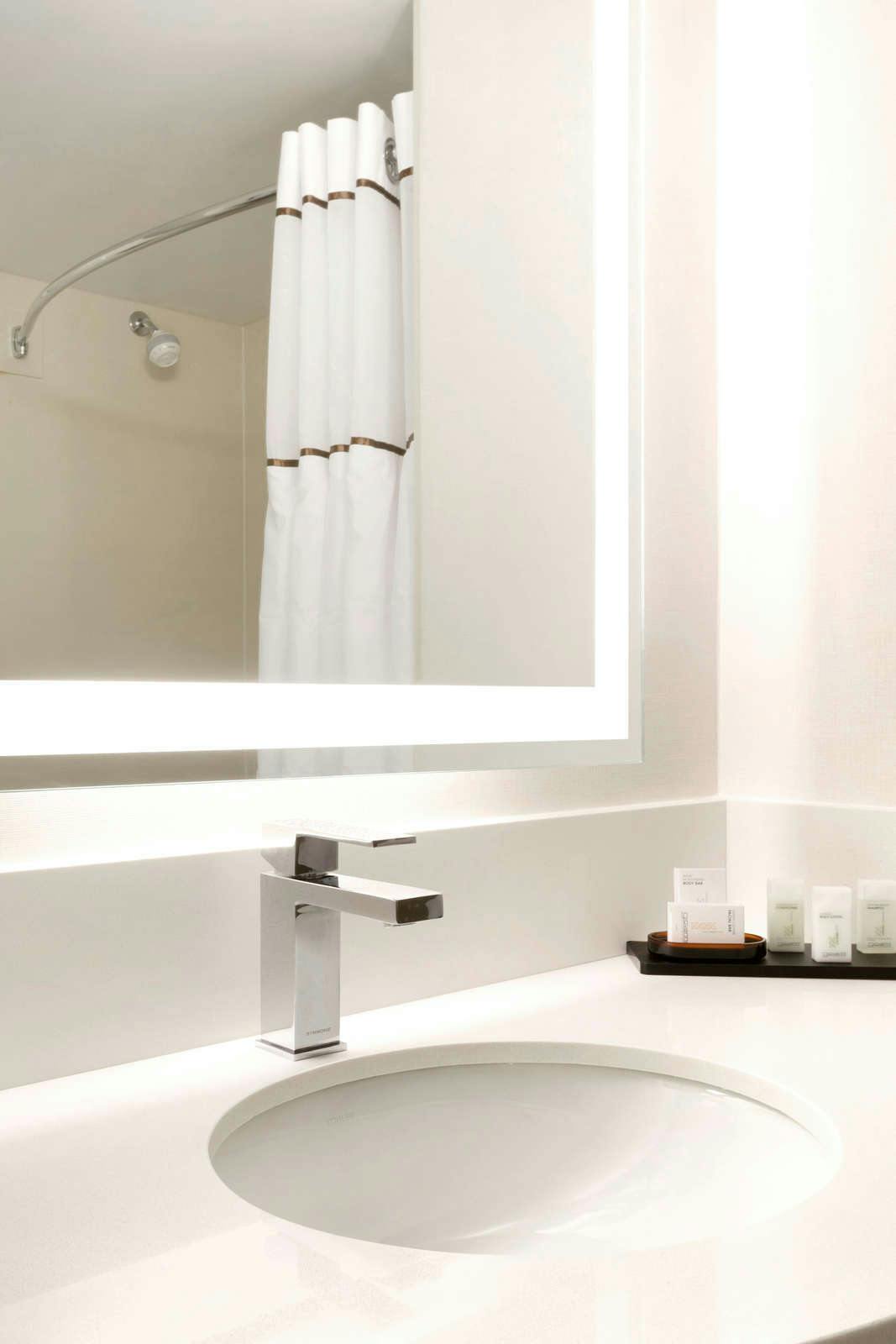 Hotel Embassy Suites Newark - Wilmington/South photo 4