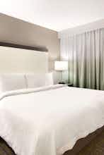 Hotel Embassy Suites Newark - Wilmington/South photo 1
