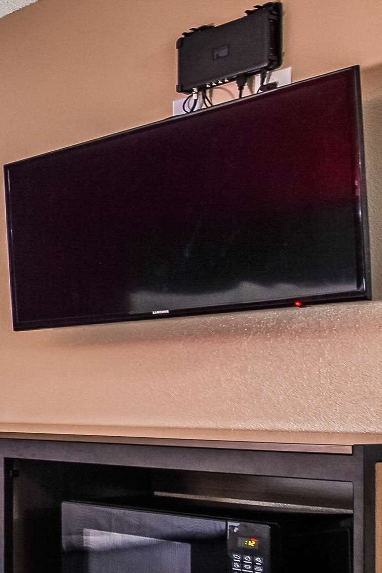 Hotel Sure Stay Hotel By Best Western Higginsville photo 2