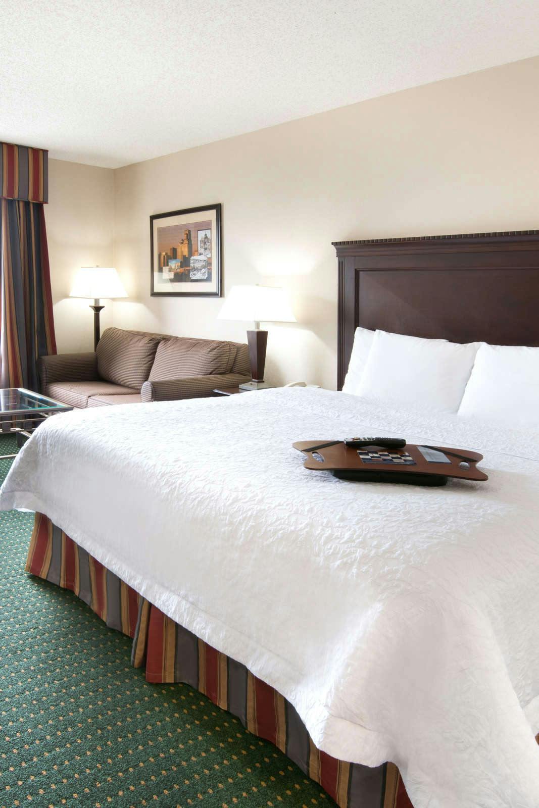 Hotel Hampton Inn & Suites Newark-Harrison-Riverwalk photo 1