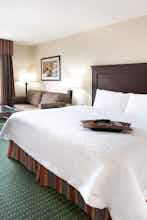 Hotel Hampton Inn & Suites Newark-Harrison-Riverwalk photo 1
