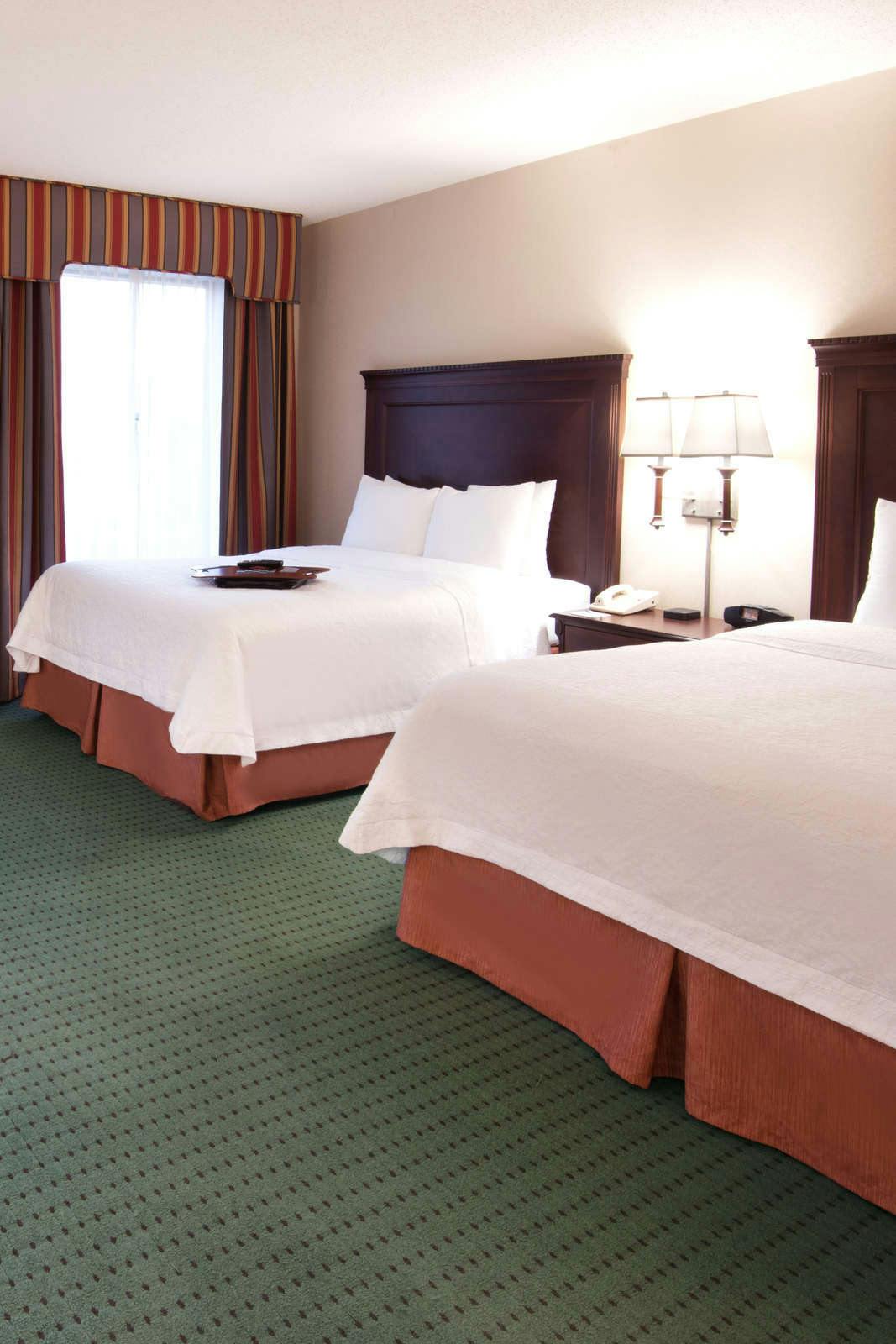 Hotel Hampton Inn & Suites Newark-Harrison-Riverwalk photo 2