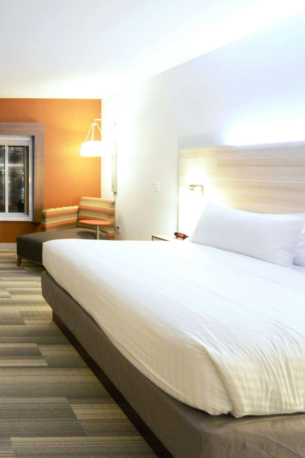 Holiday Inn Express Suites Toledo South Perrysburg Ohio