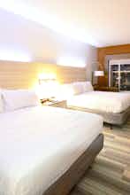 Hotel Holiday Inn Express & Suites Toledo South - Perrysburg photo 5