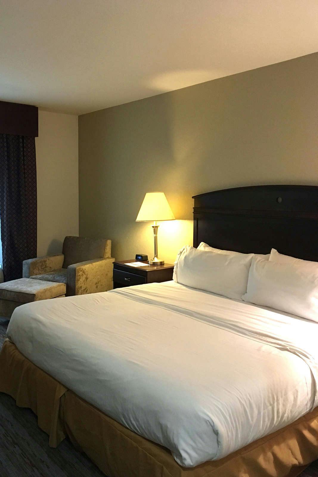 Hotel Holiday Inn Express West Jefferson photo 1