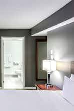 Hotel Hotel Faubourg Montreal photo 3