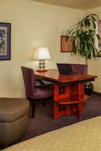 Hotel Larkspur Landing Campbell - An All-Suite Hotel photo 5