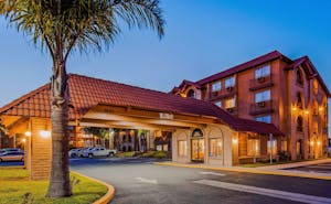 Sure Stay Plus Hotel By Best Western Lompoc