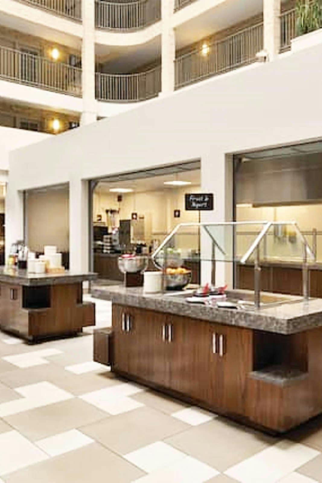 Hotel Embassy Suites by Hilton Bloomington/Minneapolis photo 3