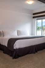 Hotel Stoke Hotel Sure Stay Collection By Best Western photo 1