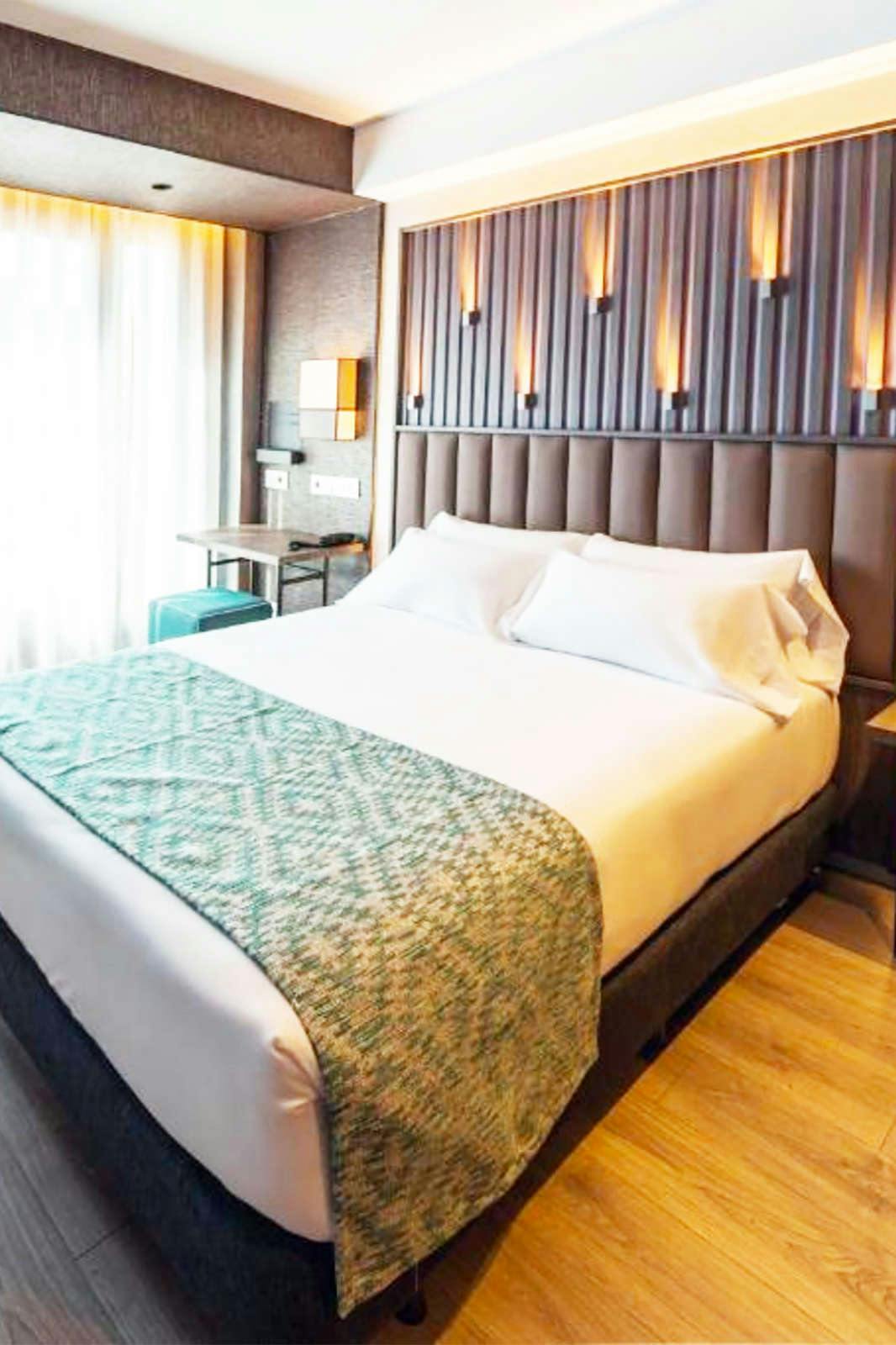 Hotel Catalonia Gran Vía Bilbao photo 1