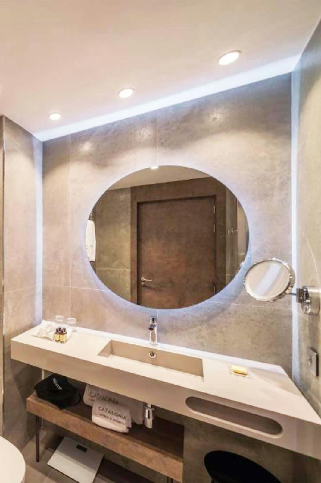 Hotel Catalonia Gran Vía Bilbao photo 2