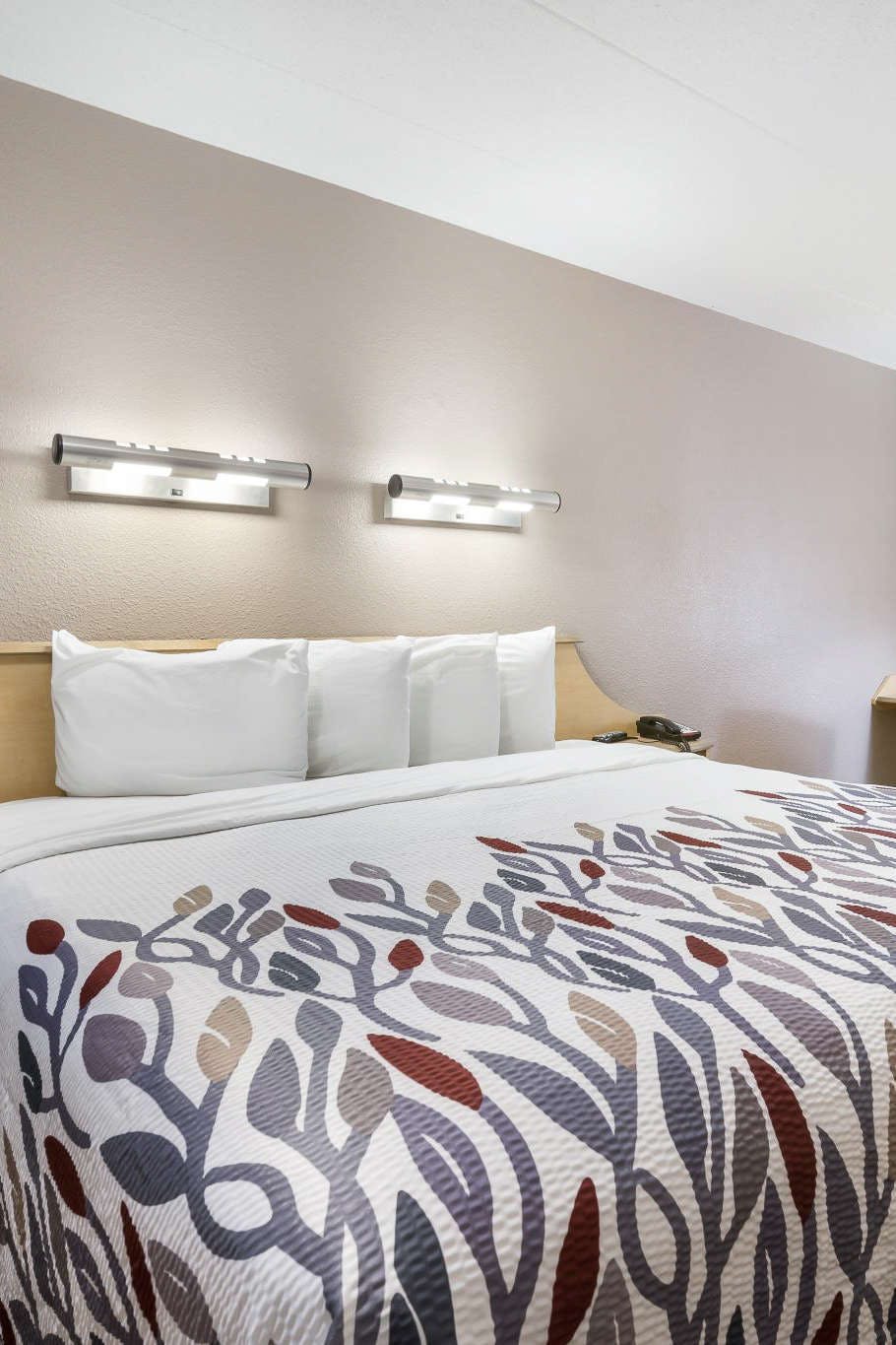 Hotel Red Roof Inn Rockford East – Casino District photo 1