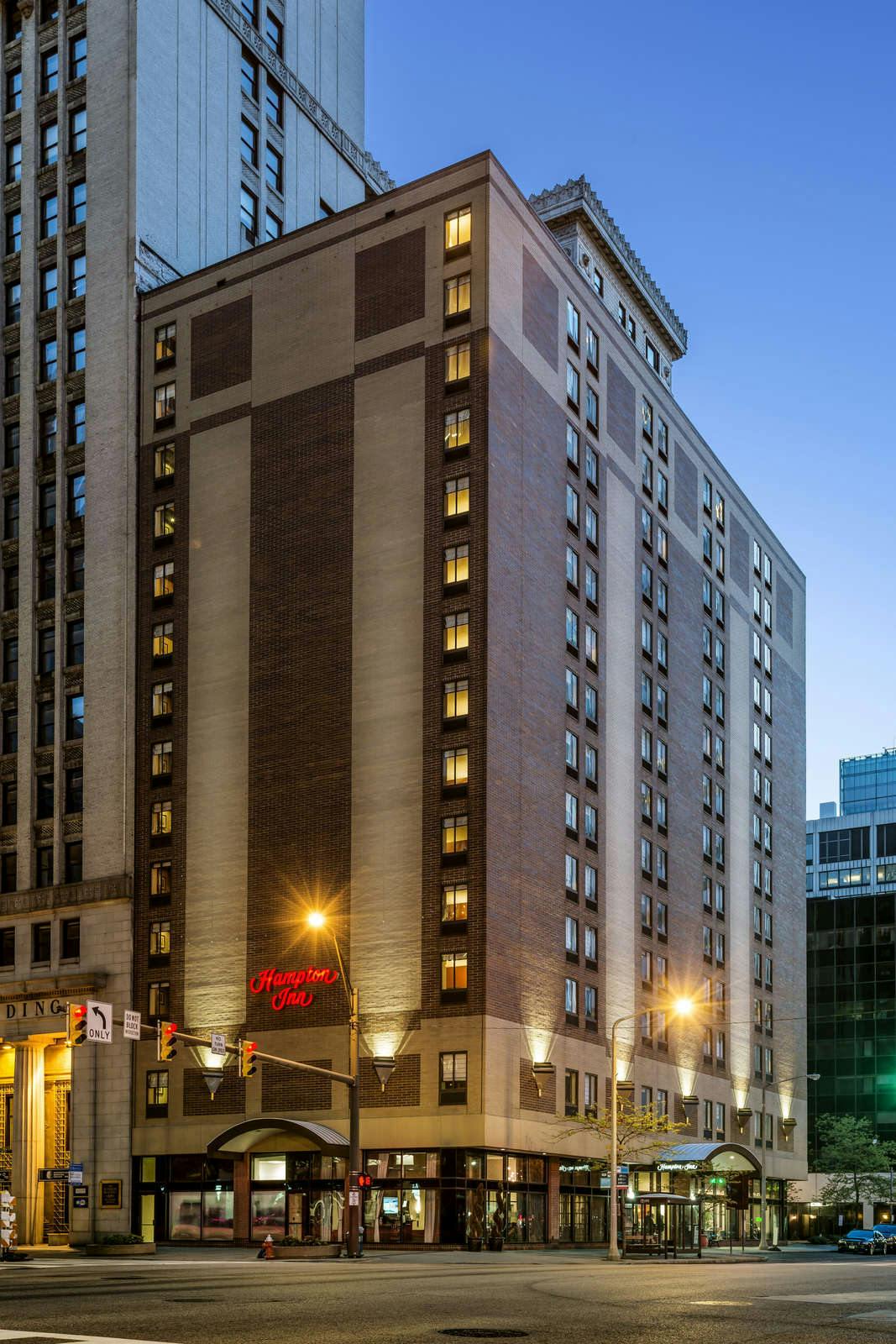 Hotel Hampton Inn Cleveland - Downtown photo 1