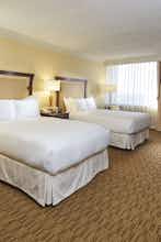 Hotel Hilton Raleigh North Hills photo 2