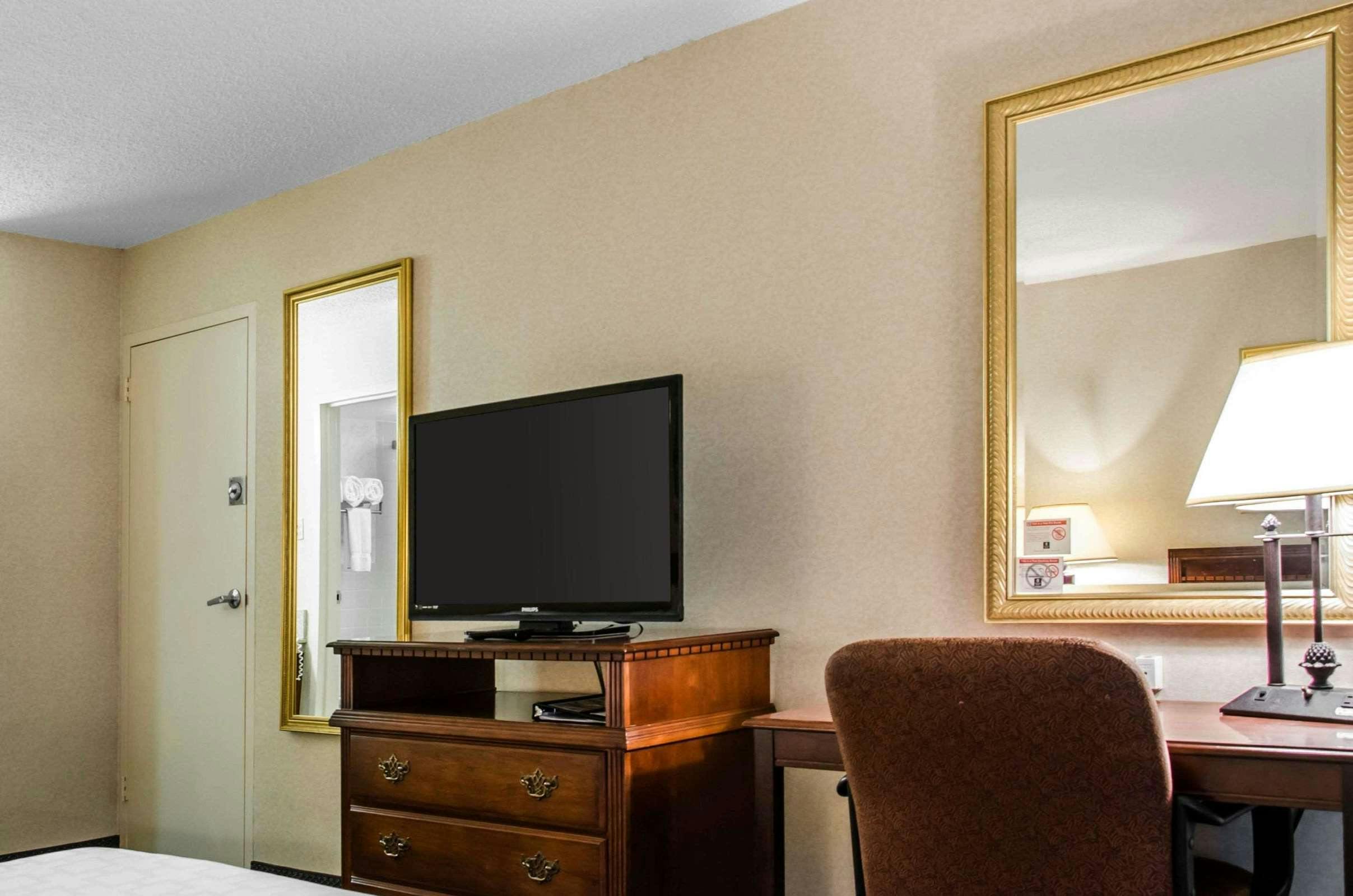 Hotel Clarion Inn Pocatello photo 4