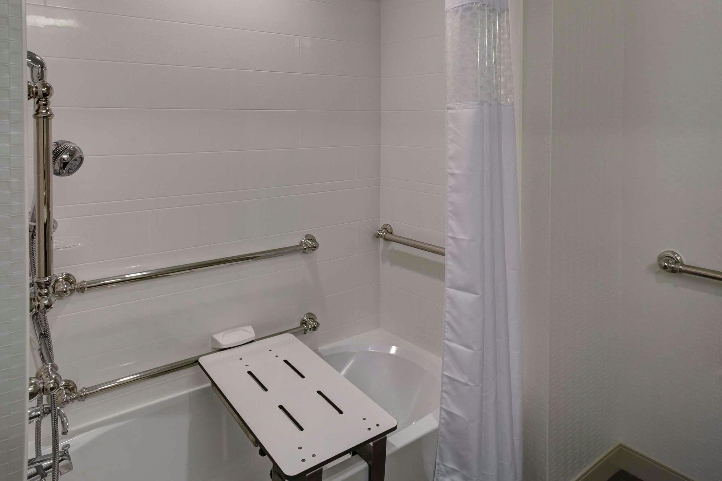 Hotel Hampton Inn & Suites Vero Beach Downtown photo 4