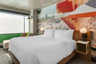 Hotel Cambria Hotel Downtown Phoenix Convention Center photo 1